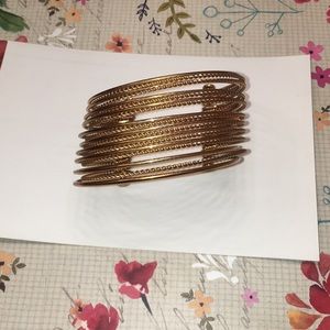 GOLD TONE MULTI LAYER BRACELET
